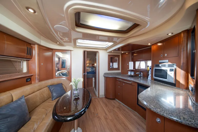 Slide: The Image of Sea Ray 44 Sundancer 2007 - 27