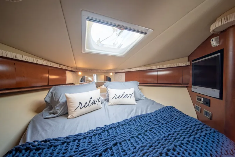 Slide: The Image of Sea Ray 44 Sundancer 2007 - 40