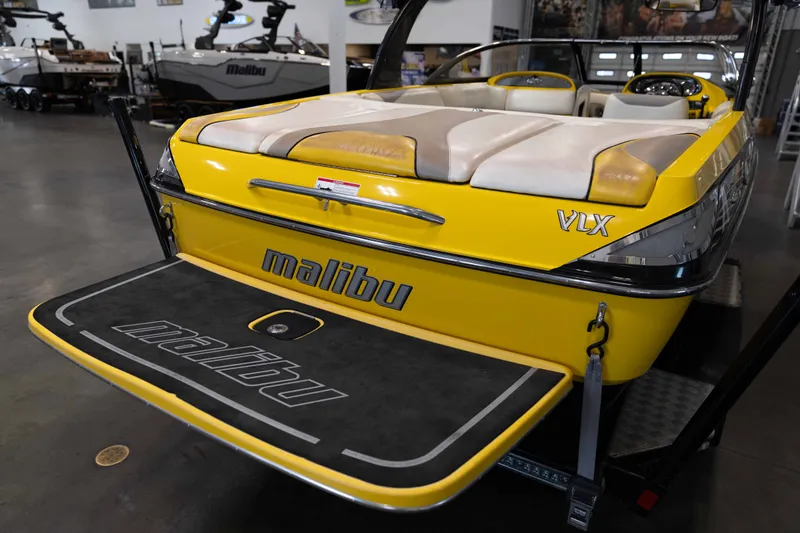 Slide: The Image of Malibu 21 VLX 2006 - 10