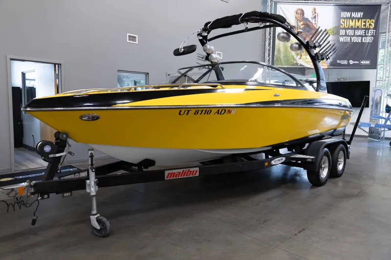Slide: The Image of Malibu 21 VLX 2006 - 1