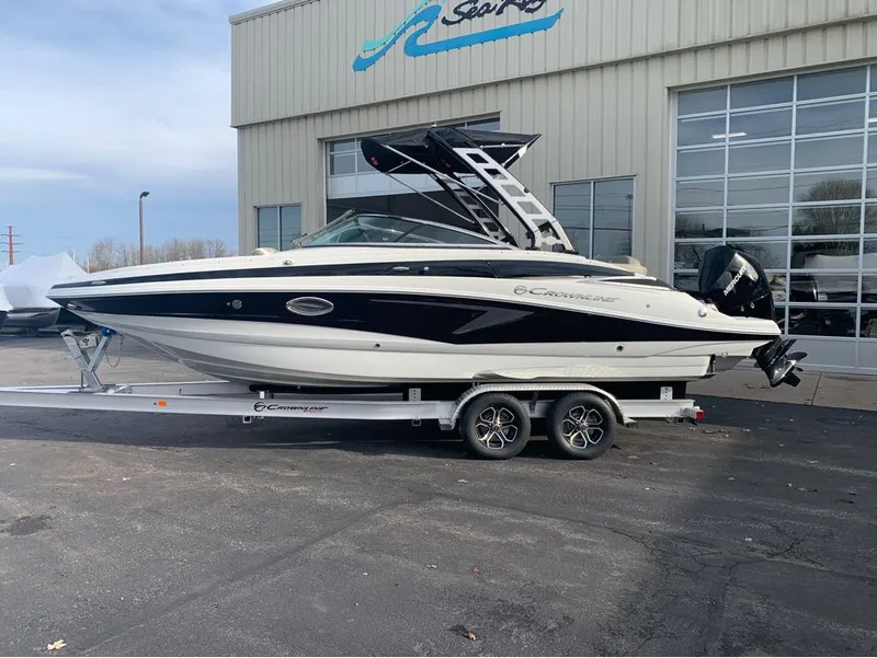 Slide: The Image of Crownline Boats E260 XS 2024 - 1
