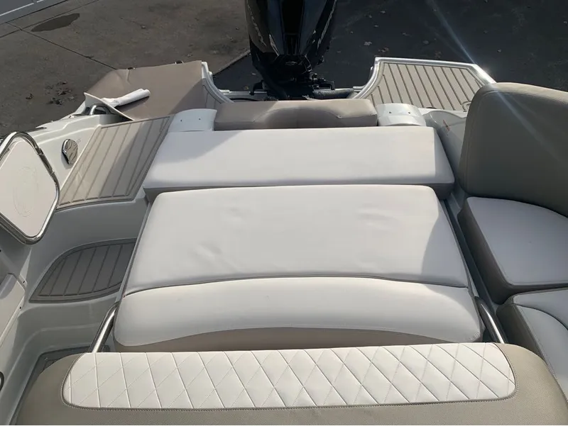 Slide: The Image of Crownline Boats E260 XS 2024 - 26