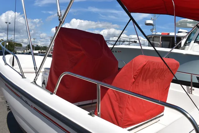 Slide: The Image of Boston Whaler 18 Dauntless 1999 - 63