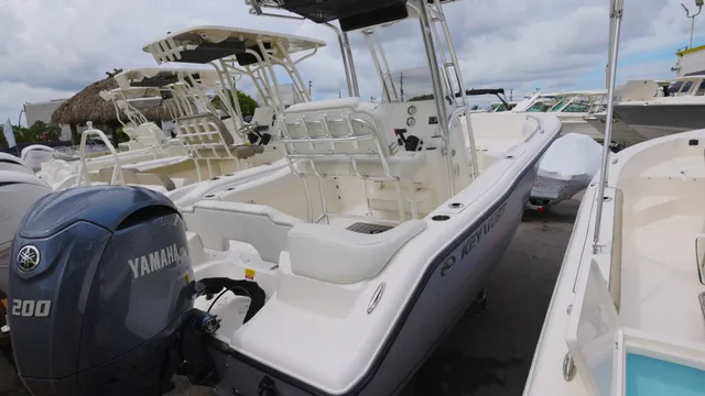 Slide: The Image of Key West Boats 203 FS 2025 - 8