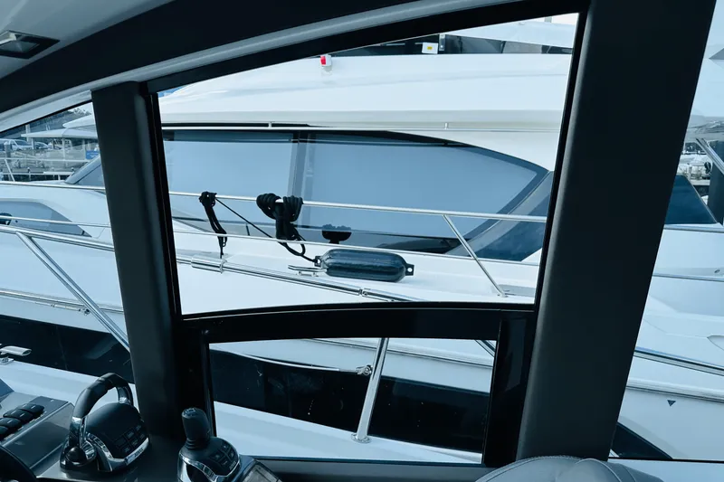 Slide: The Image of Galeon 485 HTS 2018 - 15