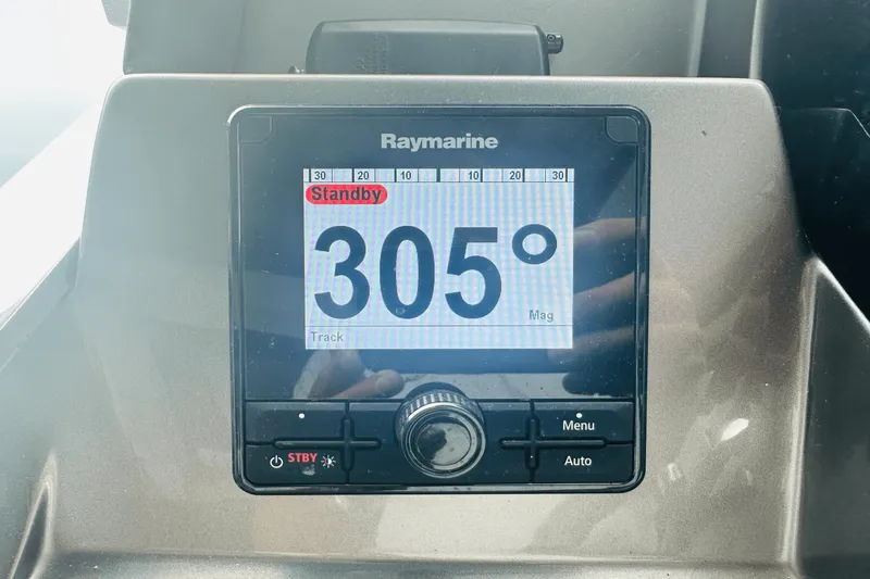 Slide: The Image of Galeon 485 HTS 2018 - 30