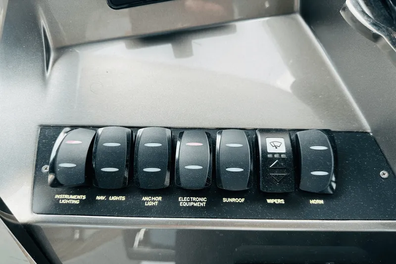 Slide: The Image of Galeon 485 HTS 2018 - 32