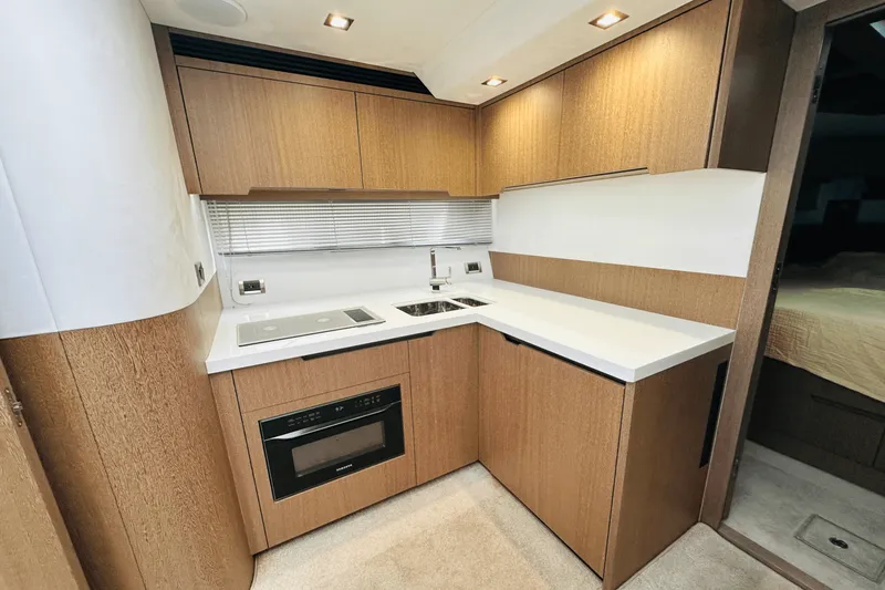 Slide: The Image of Galeon 485 HTS 2018 - 67