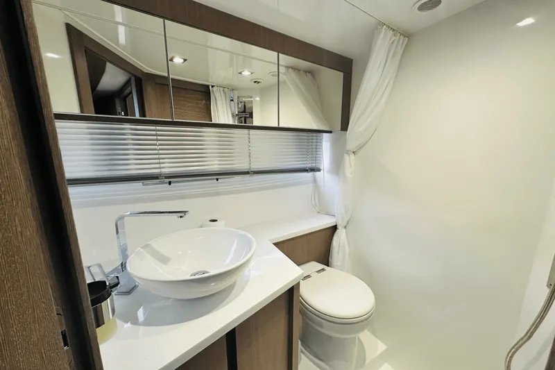 Slide: The Image of Galeon 485 HTS 2018 - 74