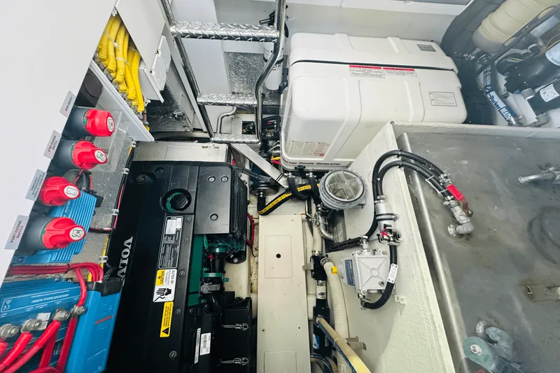 Slide: The Image of Galeon 485 HTS 2018 - 77