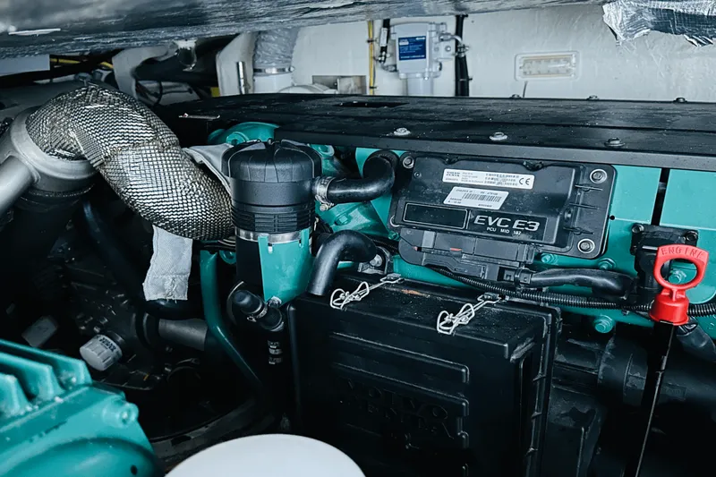 Slide: The Image of Galeon 485 HTS 2018 - 91