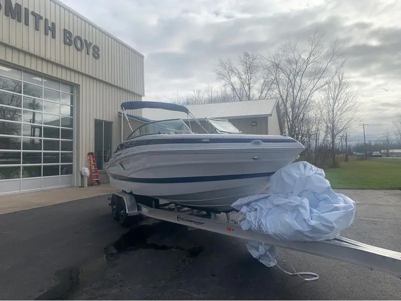 Slide: The Image of Crownline Boats 250 XSS 2024 - 6
