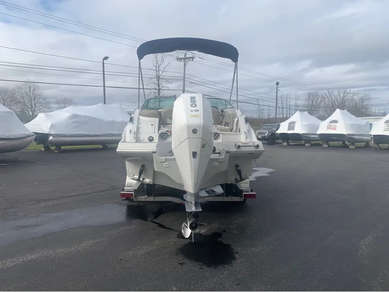 Slide: The Image of Crownline Boats 250 XSS 2024 - 3