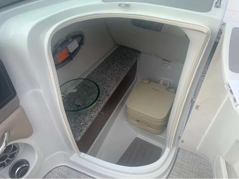 Slide: The Image of Crownline Boats 250 XSS 2024 - 15