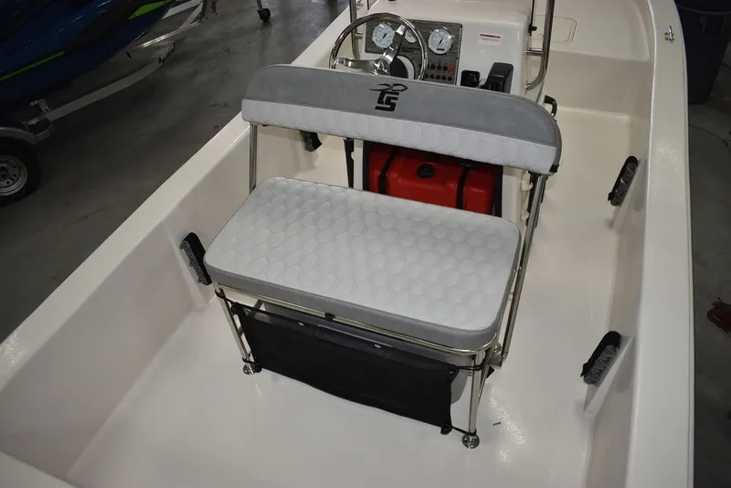 Slide: The Image of Carolina E18 JVX Center Console 2025 - 15