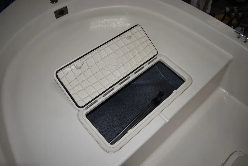 Slide: The Image of Carolina E18 JVX Center Console 2025 - 23