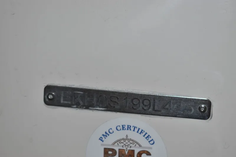 Slide: The Image of Carolina E18 JVX Center Console 2025 - 29