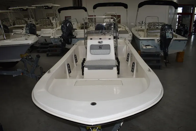 Slide: The Image of Carolina E18 JVX Center Console 2025 - 5