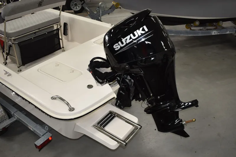 Slide: The Image of Carolina E18 JVX Center Console 2025 - 9