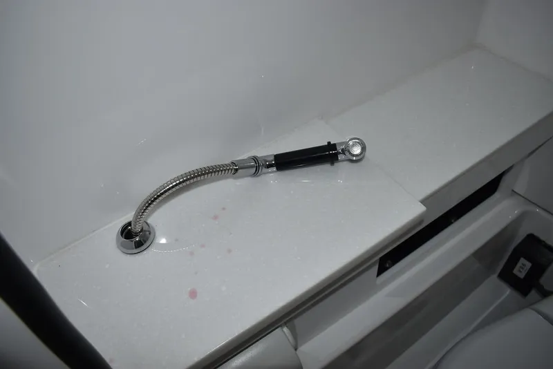 Slide: The Image of Blackfin 252DC 2025 - 44