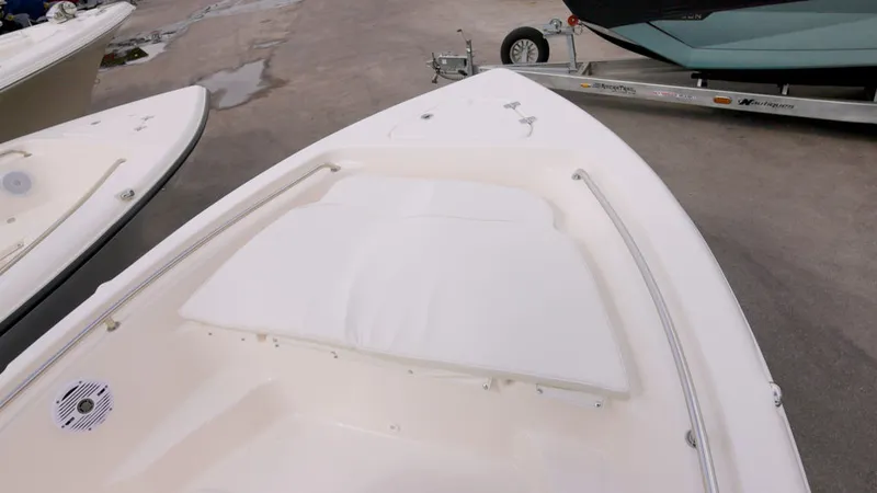 Slide: The Image of Key West Boats 189 FS 2026 - 11