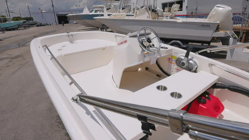 Slide: The Image of Boston Whaler 130 Super Sport 2026 - 7
