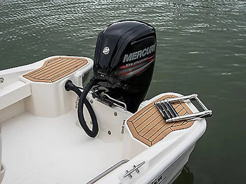 Slide: The Image of Boston Whaler 160 Super Sport 2026 - 1