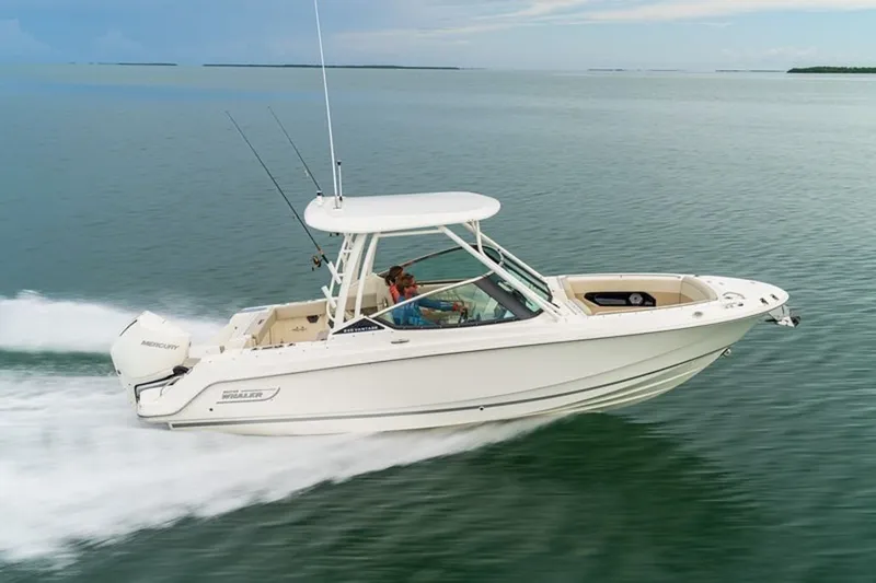 The Image of Boston Whaler 240 Vantage 2026 - 0