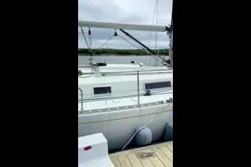 Slide: The Image of Beneteau Moorings 38 1990 - 1