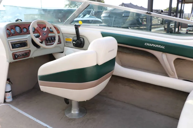 Slide: The Image of Chaparral 2130 Sport Limited 1997 - 31