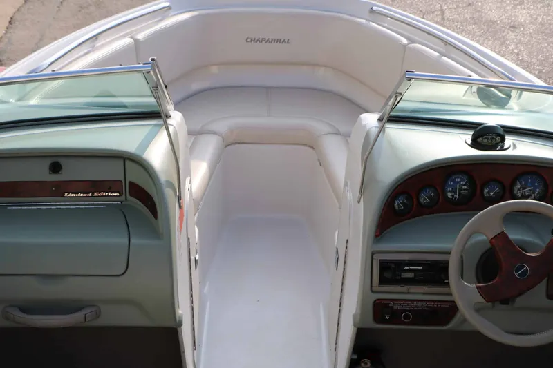 Slide: The Image of Chaparral 2130 Sport Limited 1997 - 14