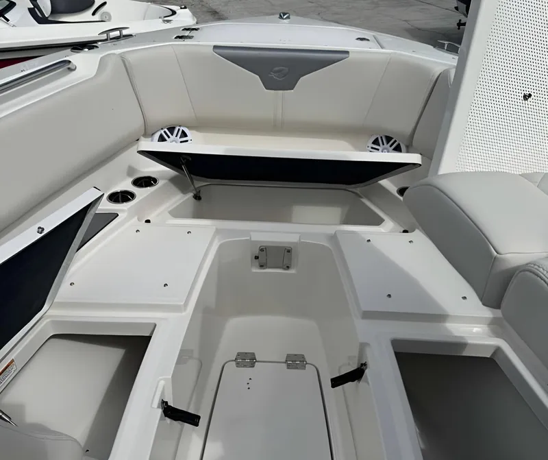 The Image of Sailfish Dual Console 276 DC 2026 - 0