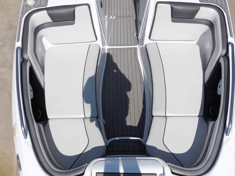 Slide: The Image of Yamaha AR240 2019 - 17