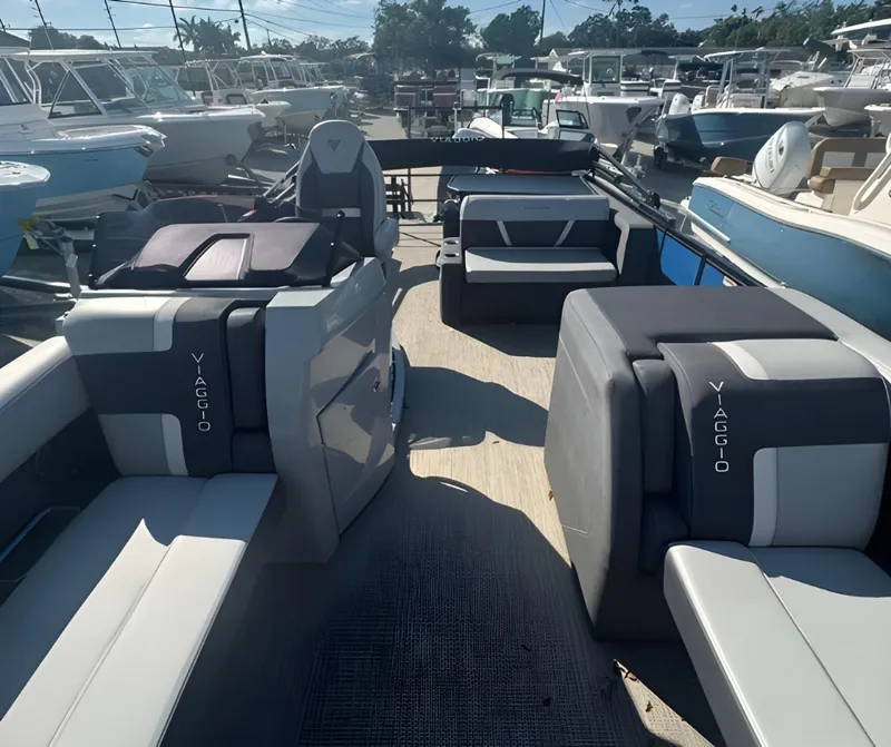 The Image of Viaggio Lago Z-D Z24D 2025 - 0