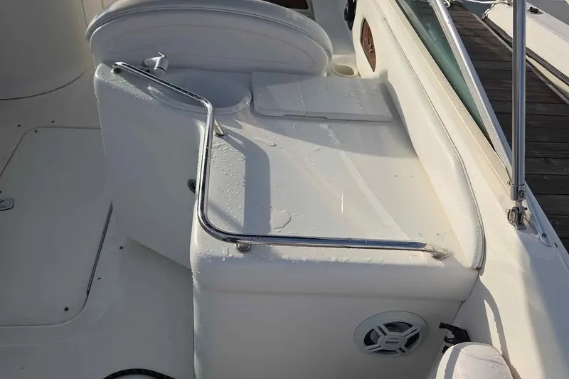 Slide: The Image of Sea Ray 280 Bow Rider 1999 - 4