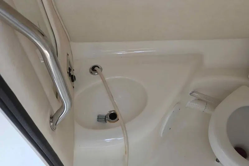 Slide: The Image of Sea Ray 280 Bow Rider 1999 - 9