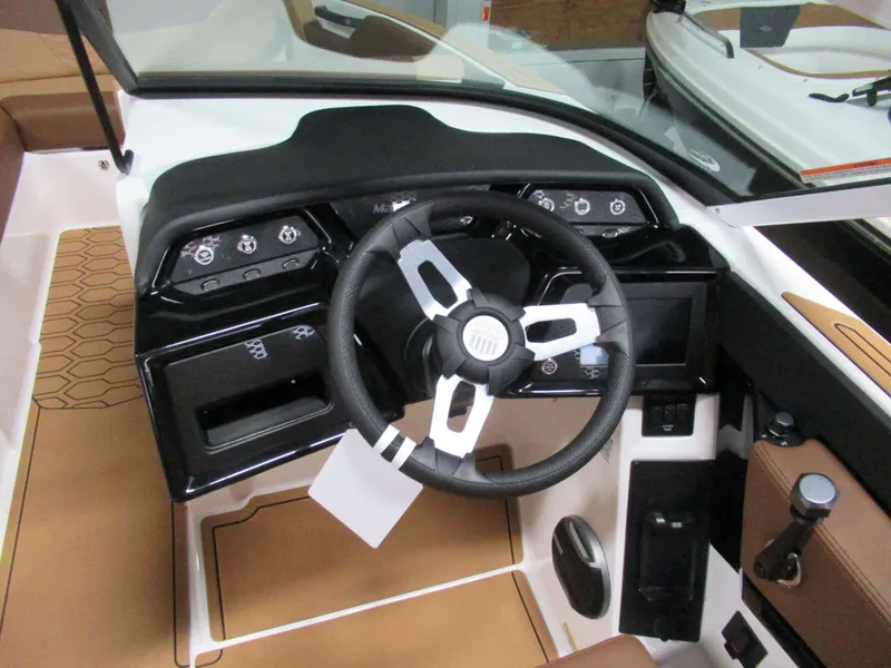Slide: The Image of MasterCraft NXT 22 2027 - 5