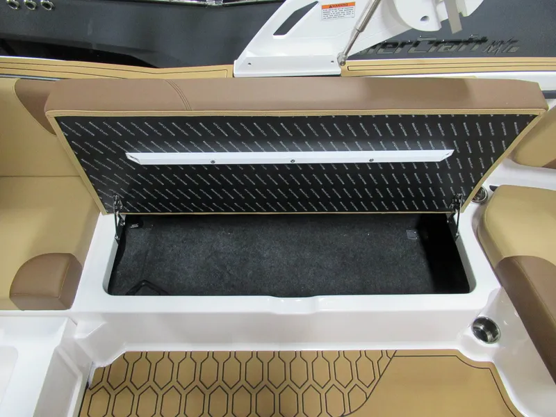 Slide: The Image of MasterCraft NXT 22 2027 - 7