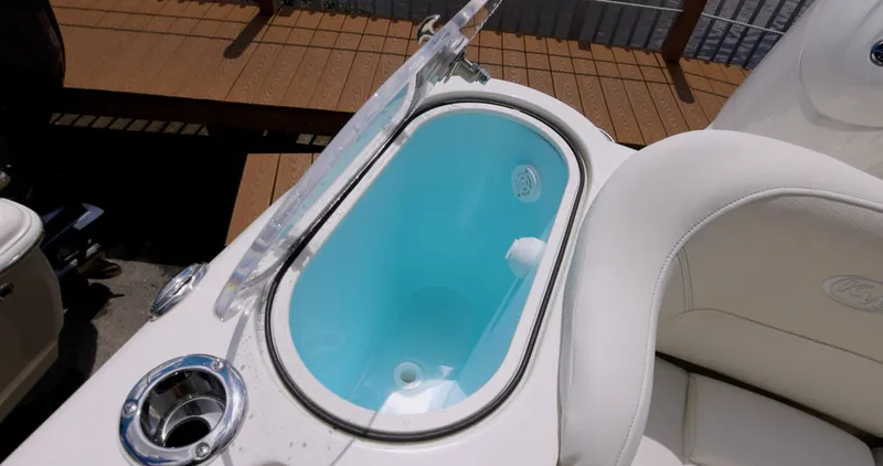 Slide: The Image of Key West Boats 263 FS 2025 - 14