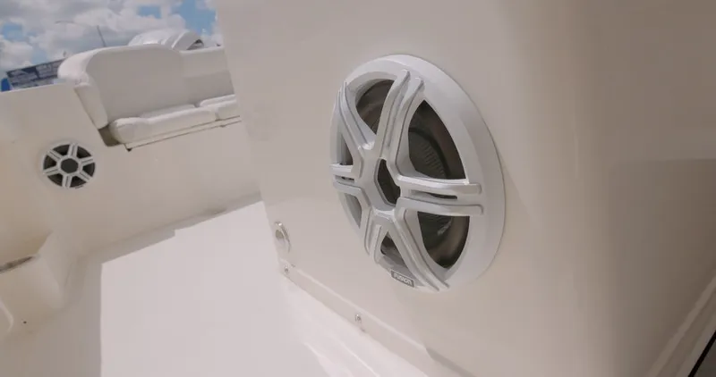Slide: The Image of Key West Boats 263 FS 2025 - 15