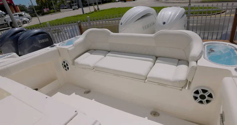 Slide: The Image of Key West Boats 263 FS 2025 - 9