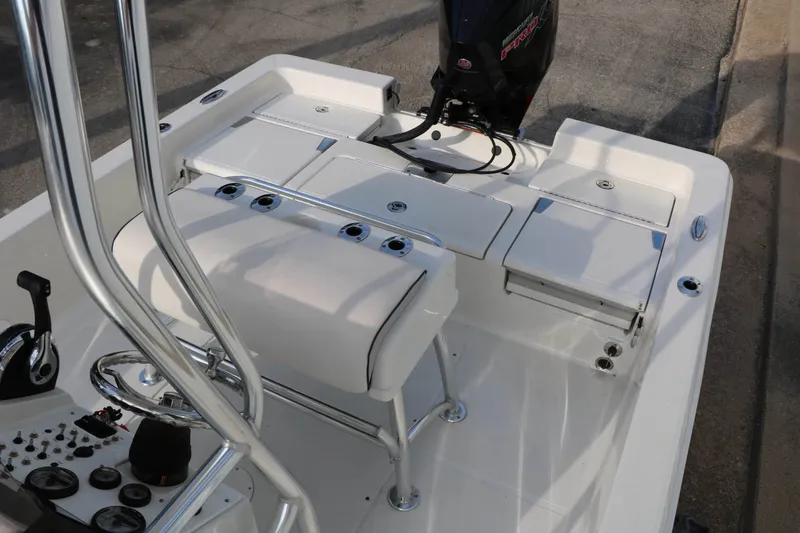 Slide: The Image of Ranger 2260 2021 - 29