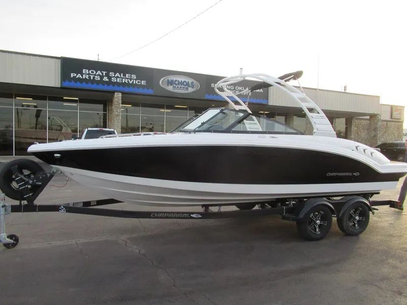 Slide: The Image of Chaparral 23 SSi 2025 - 0