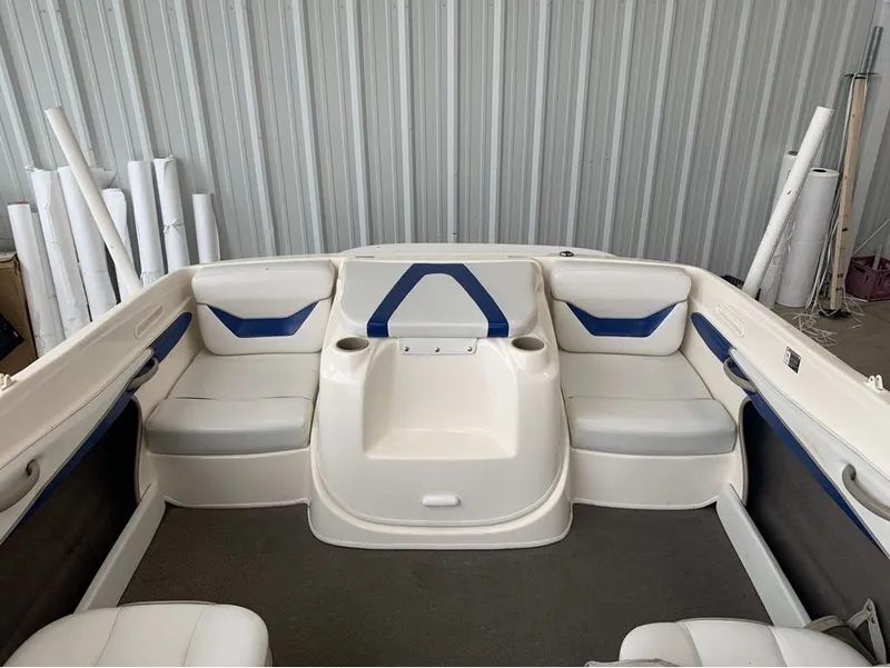 Slide: The Image of Bayliner 205 2004 - 12