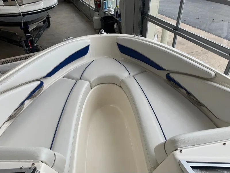 Slide: The Image of Bayliner 205 2004 - 8