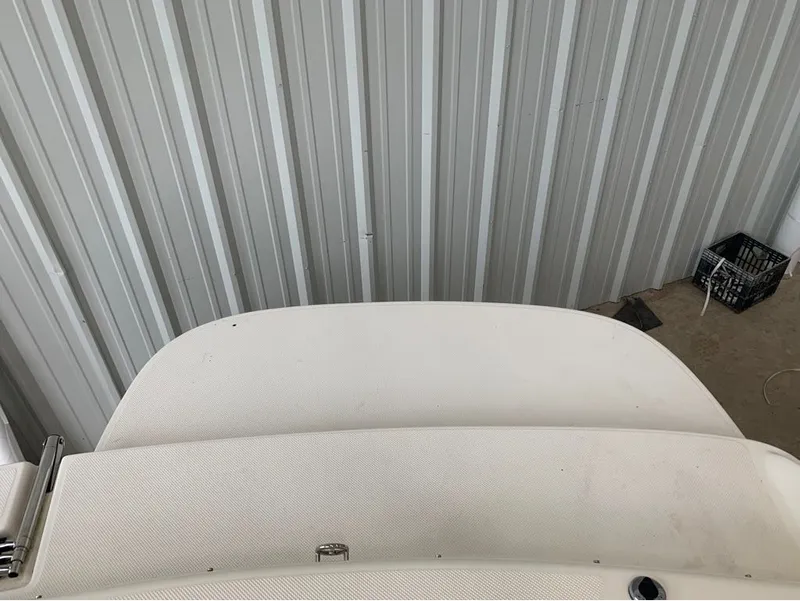 Slide: The Image of Bayliner 205 2004 - 18