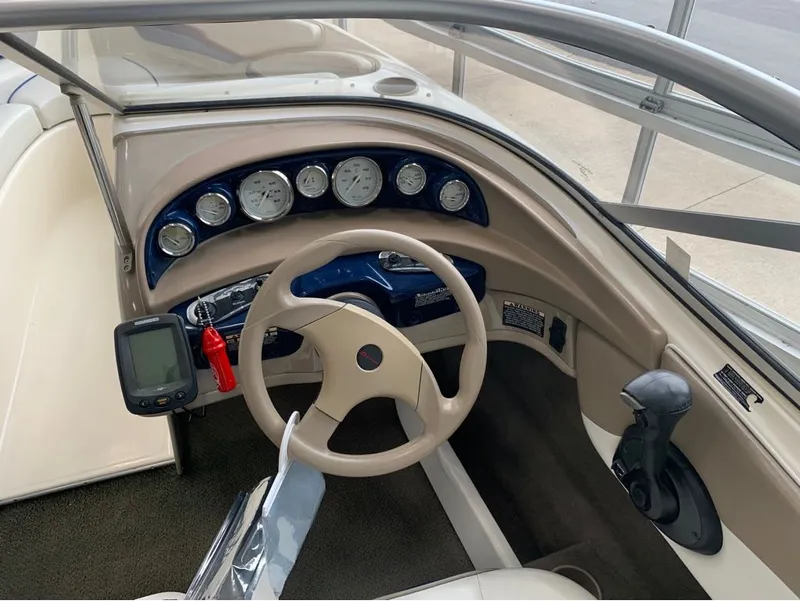 Slide: The Image of Bayliner 205 2004 - 10