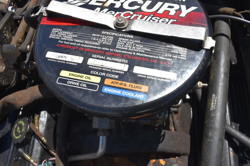 Slide: The Image of Bayliner 2150 Capri Bowrider 2001 - 26