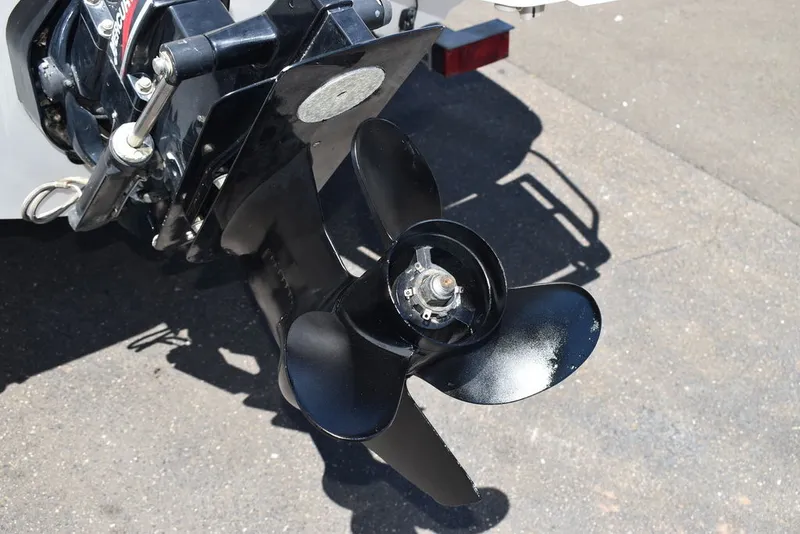 Slide: The Image of Bayliner 2150 Capri Bowrider 2001 - 46