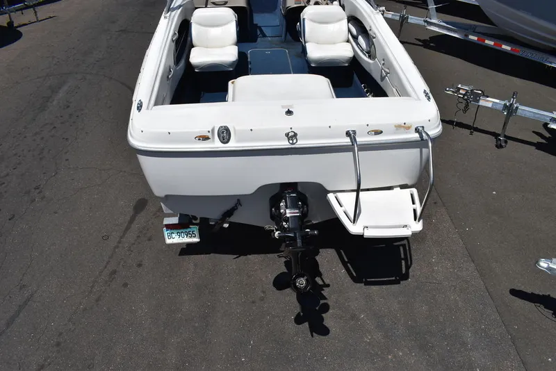 Slide: The Image of Bayliner 2150 Capri Bowrider 2001 - 7